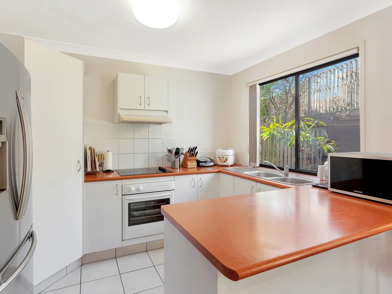 55/24 Amsonia Court, Arundel QLD 4214