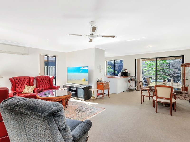 55/24 Amsonia Court, Arundel QLD 4214