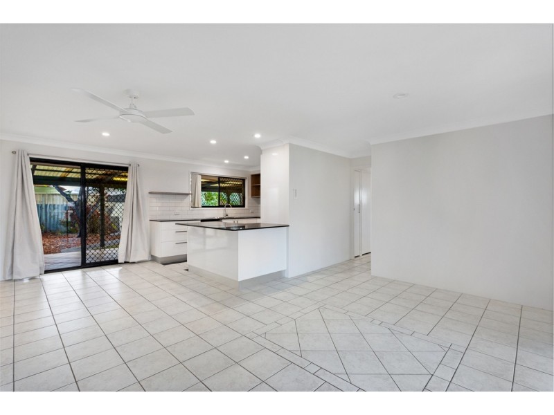 44 Lemana La, Miami QLD 4220