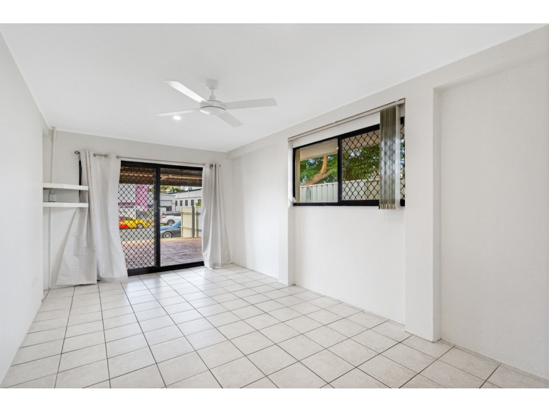 44 Lemana La, Miami QLD 4220