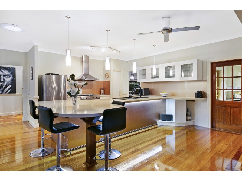 8 Hugh Guinea Court, Worongary QLD 4213