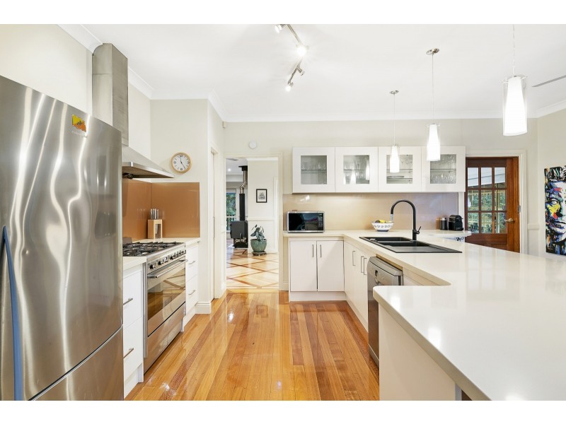 8 Hugh Guinea Court, Worongary QLD 4213