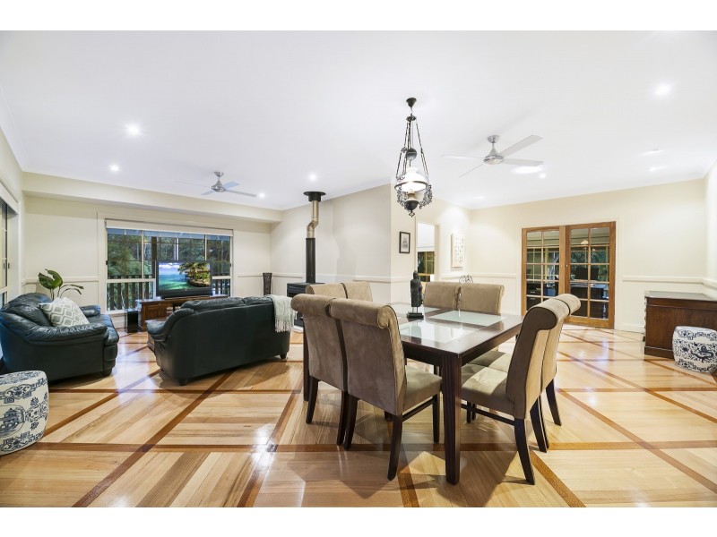 8 Hugh Guinea Court, Worongary QLD 4213