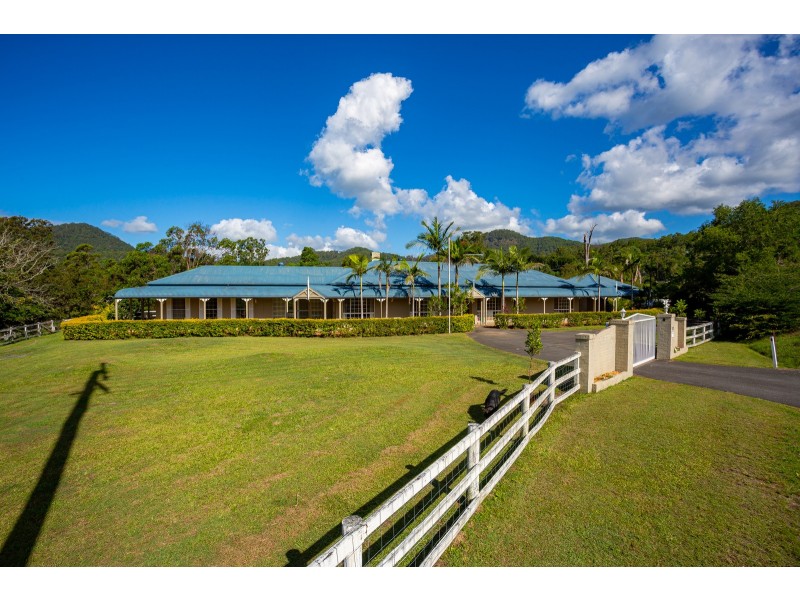 11 Garlinge Court, Bonogin QLD 4213