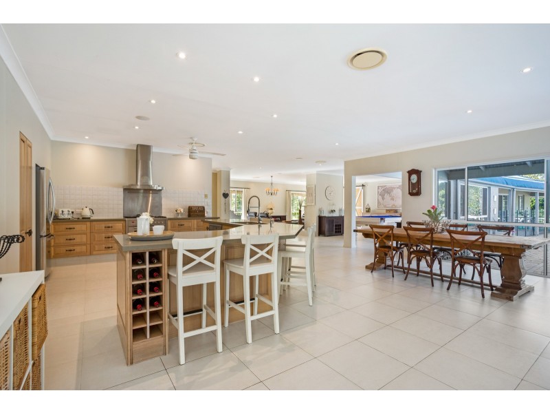 11 Garlinge Court, Bonogin QLD 4213