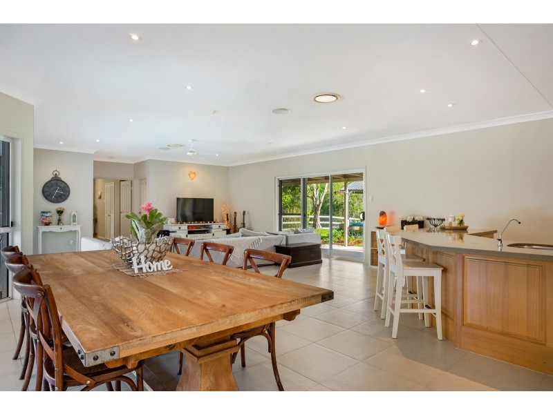 11 Garlinge Court, Bonogin QLD 4213