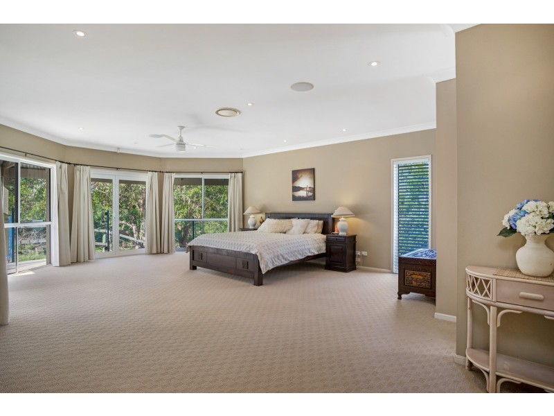 11 Garlinge Court, Bonogin QLD 4213