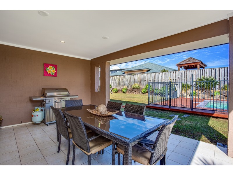 15 Lancewood Circuit, Robina QLD 4226