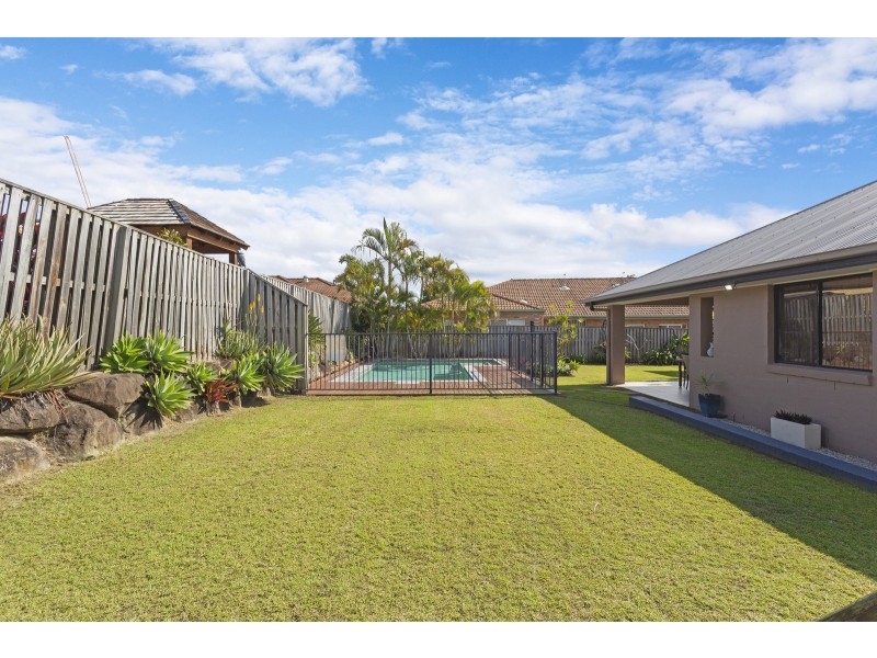 15 Lancewood Circuit, Robina QLD 4226