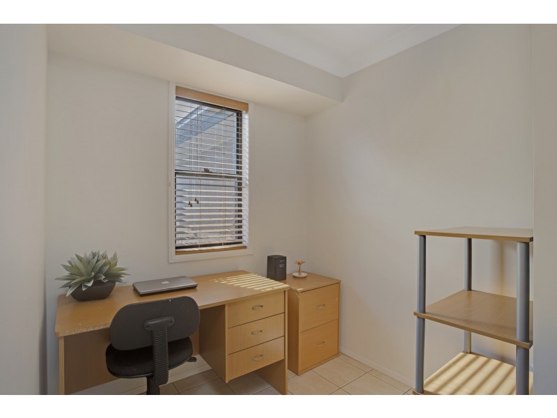 15 Lancewood Circuit, Robina QLD 4226