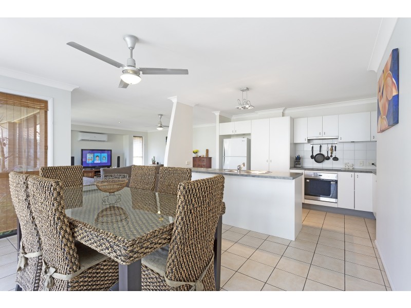 15 Lancewood Circuit, Robina QLD 4226