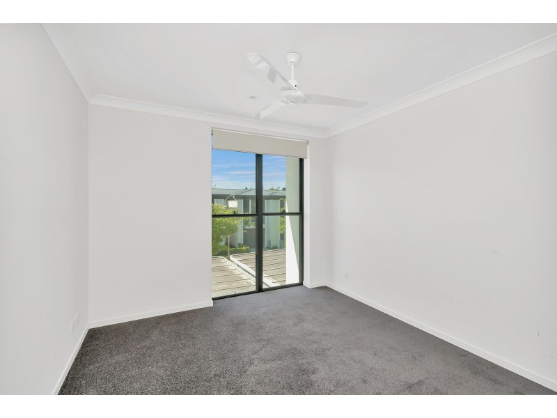 173 North Hill Drive, Robina QLD 4226