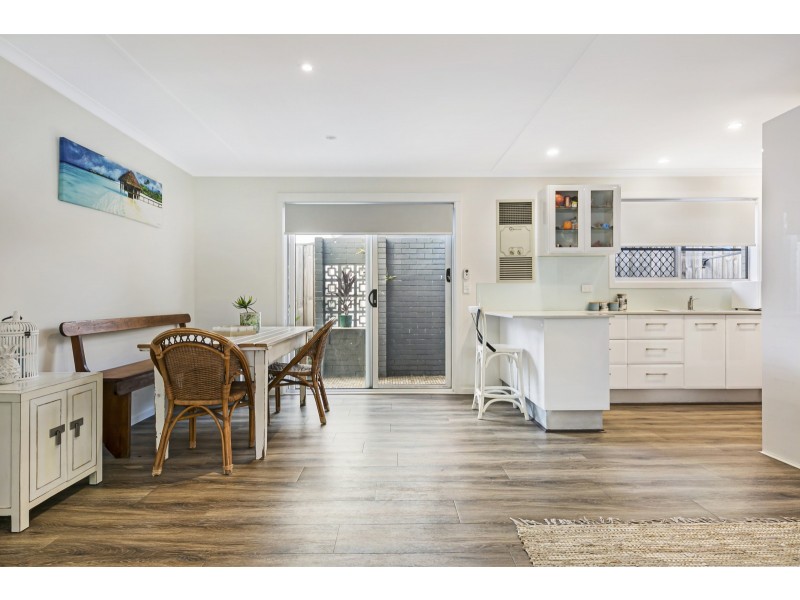 14 Ikkina Road, Burleigh Heads QLD 4220