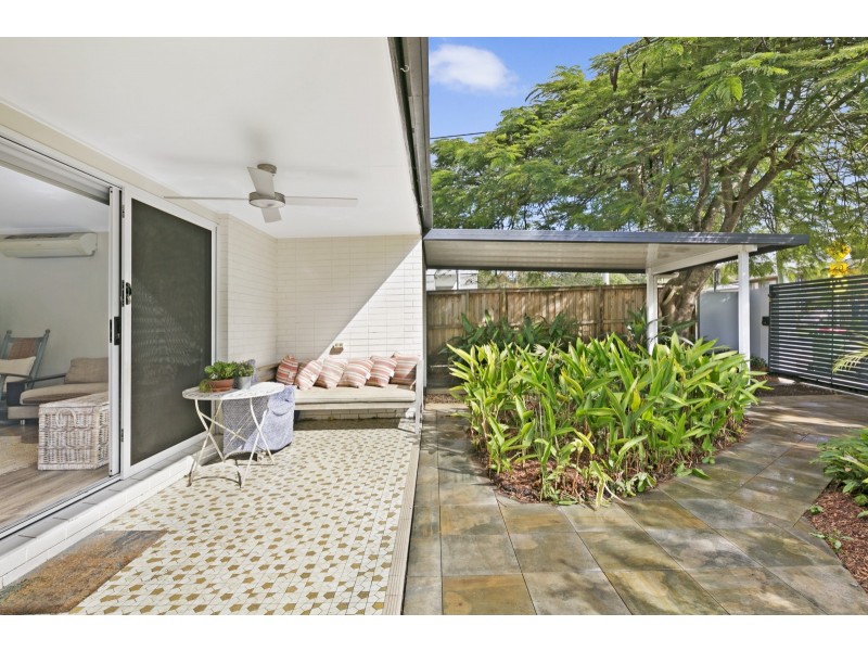 14 Ikkina Road, Burleigh Heads QLD 4220