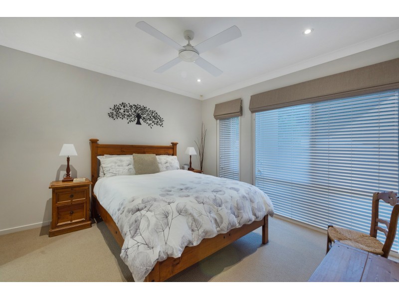 36 Roberts Drive, Maudsland QLD 4210