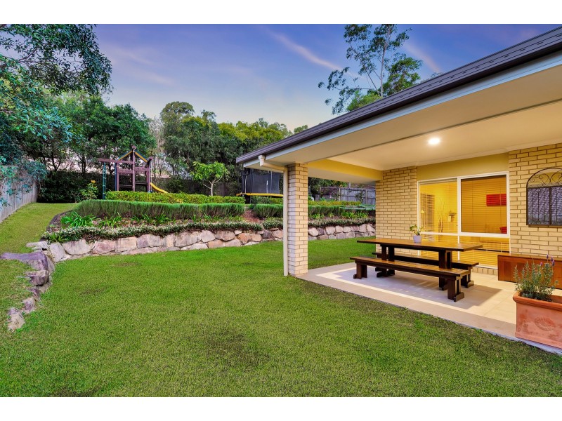 36 Roberts Drive, Maudsland QLD 4210