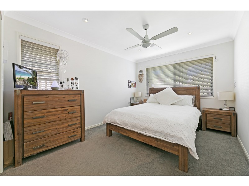 2/14 Thornleigh Crescent, Varsity Lakes QLD 4227