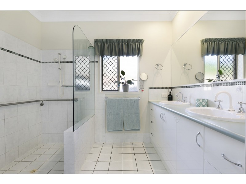 13 – 15 Valleyview Court, Bonogin QLD 4213