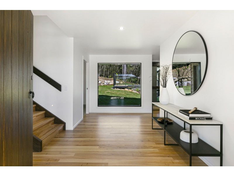 6 Jake Court, Bonogin QLD 4213