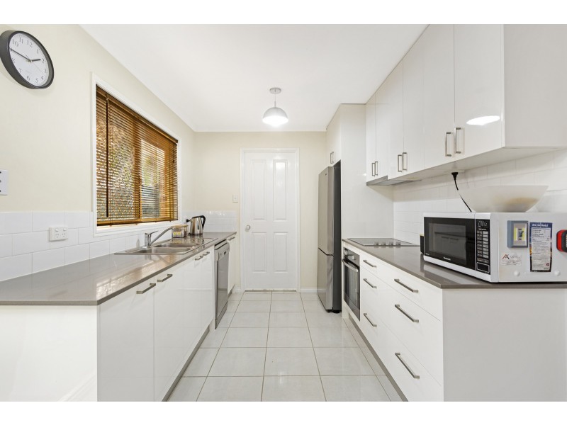 39/1-5 Santa Cruz Boulevard, Clear Island Waters QLD 4226