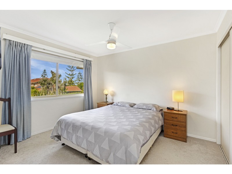 39/1-5 Santa Cruz Boulevard, Clear Island Waters QLD 4226