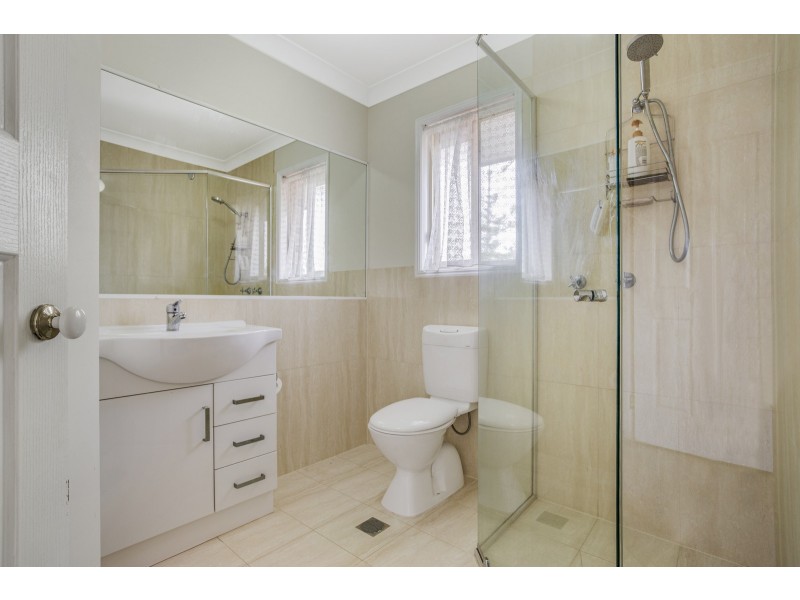 39/1-5 Santa Cruz Boulevard, Clear Island Waters QLD 4226