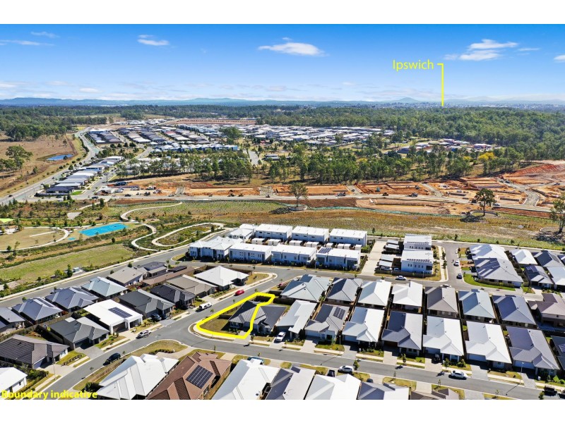 1 & 2/23 Reg Grundy Street, Ripley QLD 4306