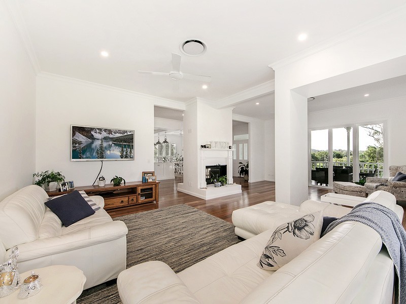 39 Koombahla Drive, Tallebudgera QLD 4228