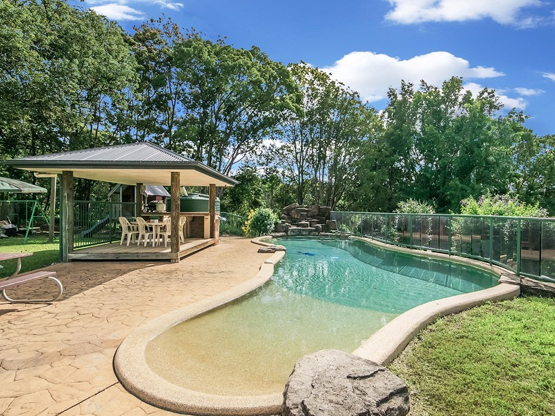 39 Koombahla Drive, Tallebudgera QLD 4228