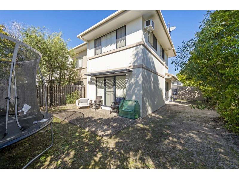 4/2 Tuition Street, Upper Coomera QLD 4209