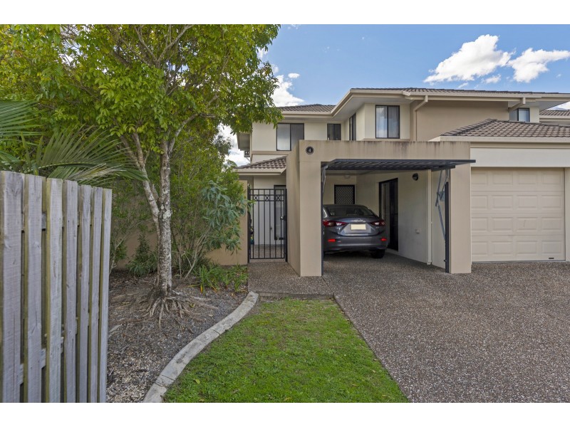 4/2 Tuition Street, Upper Coomera QLD 4209