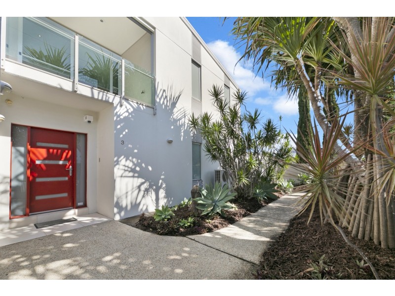 3/124 Stanhill Drive, Surfers Paradise QLD 4217