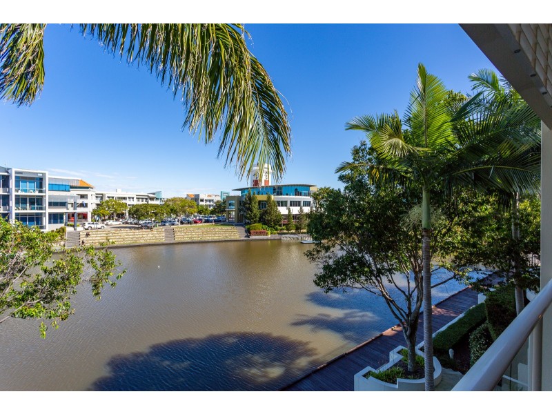 12/251 Varsity Parade, Varsity Lakes QLD 4227