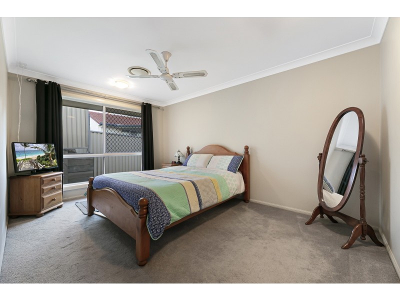 17 Yowani Street, Robina QLD 4226