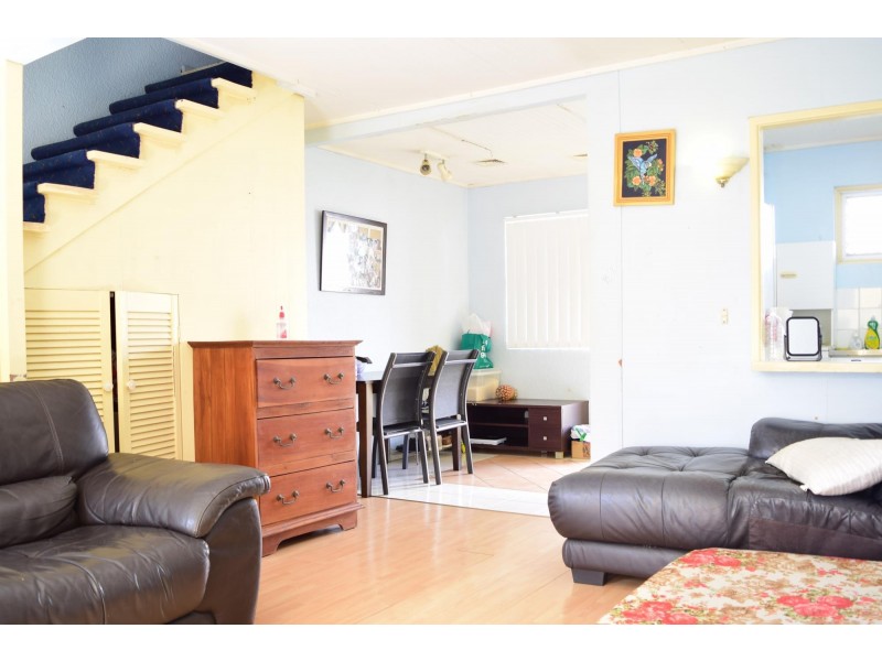 9/29 Tarcoola Crescent, Surfers Paradise QLD 4217