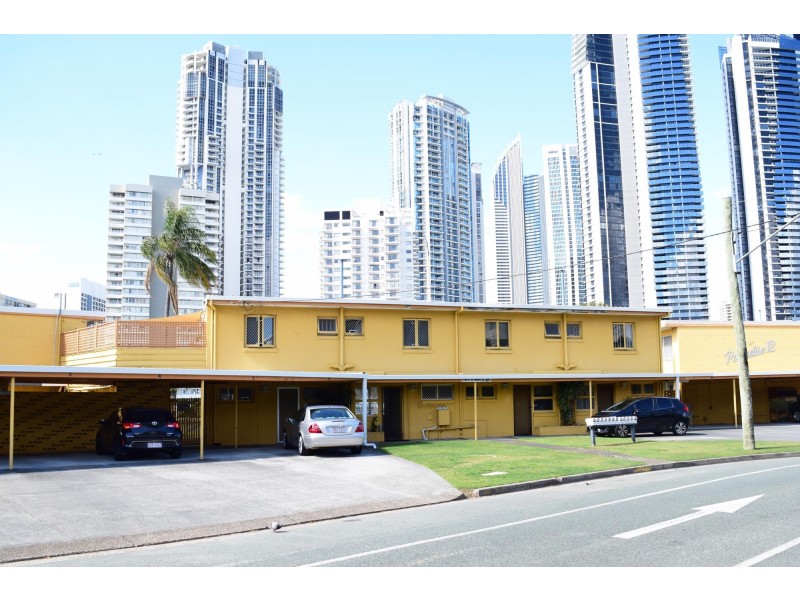 9/29 Tarcoola Crescent, Surfers Paradise QLD 4217