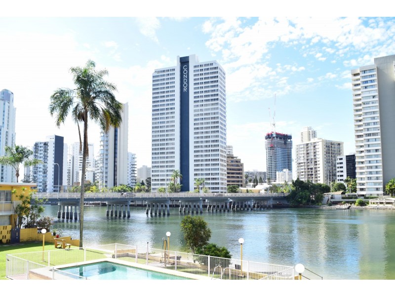 9/29 Tarcoola Crescent, Surfers Paradise QLD 4217