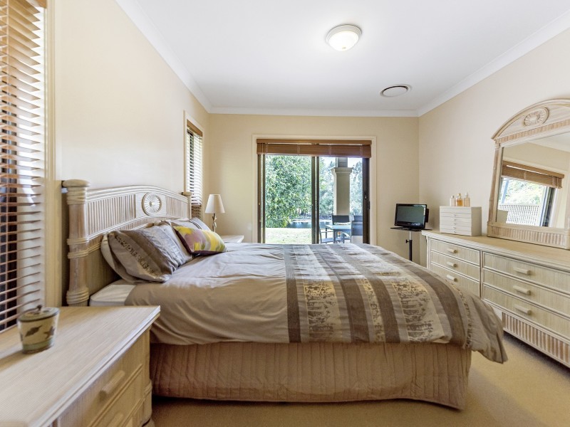 16 Peach Drive, Robina QLD 4226