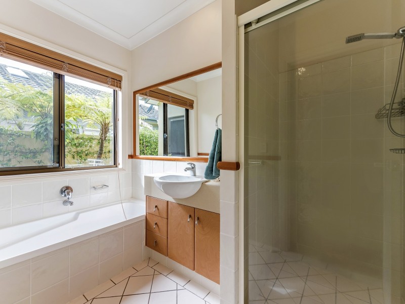 16 Peach Drive, Robina QLD 4226