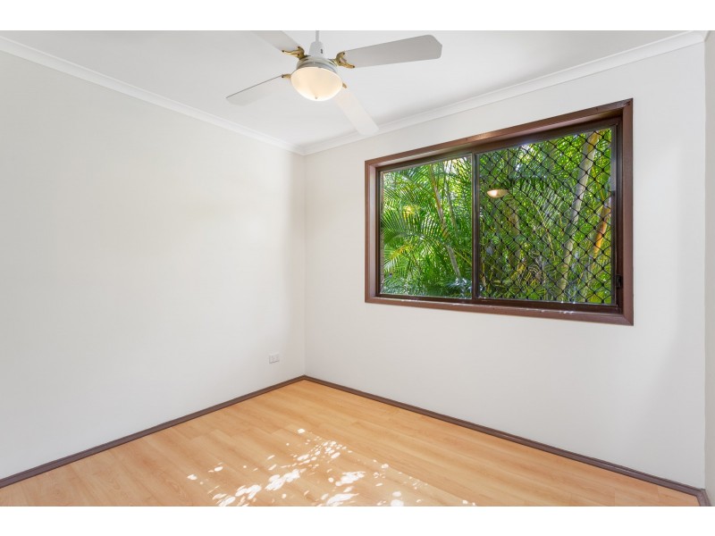 18 Richard Crescent, Highland Park QLD 4211