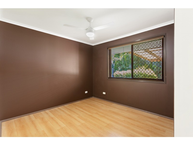 18 Richard Crescent, Highland Park QLD 4211
