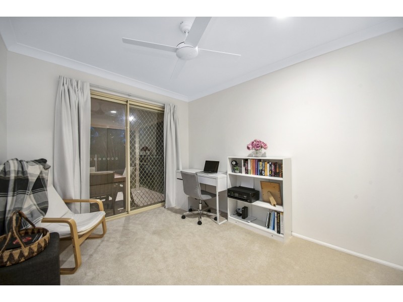 10 Gosford Court, Helensvale QLD 4212