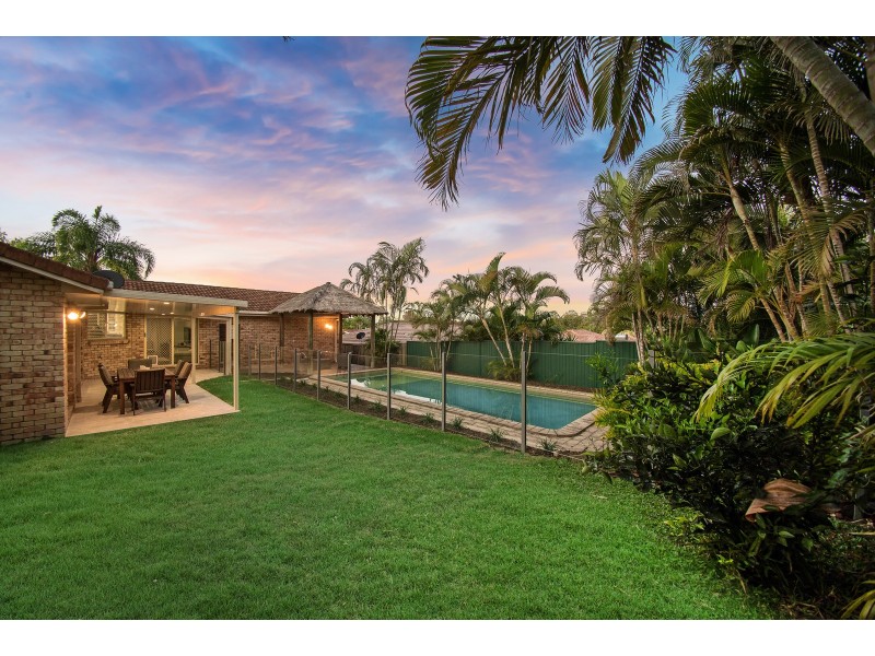 10 Gosford Court, Helensvale QLD 4212