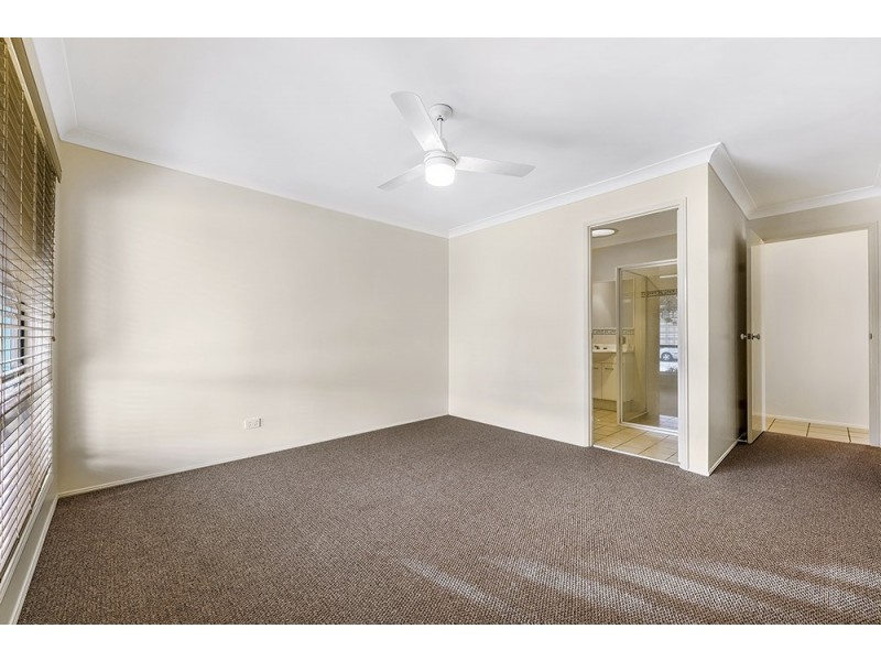 1/3 Rushton Court, Merrimac QLD 4226