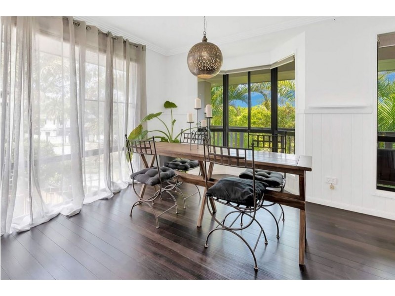 12 Riverbank Court, Ashmore QLD 4214