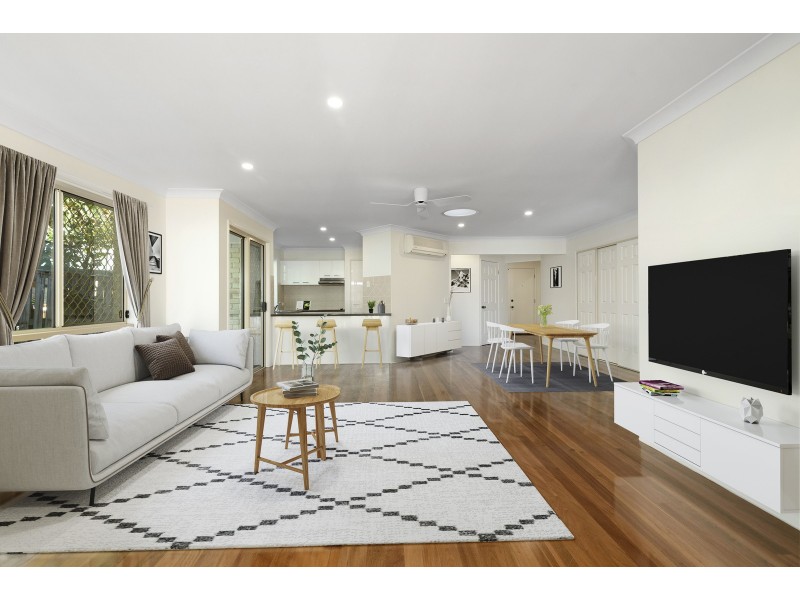 2/27 Illinois Court, Varsity Lakes QLD 4227