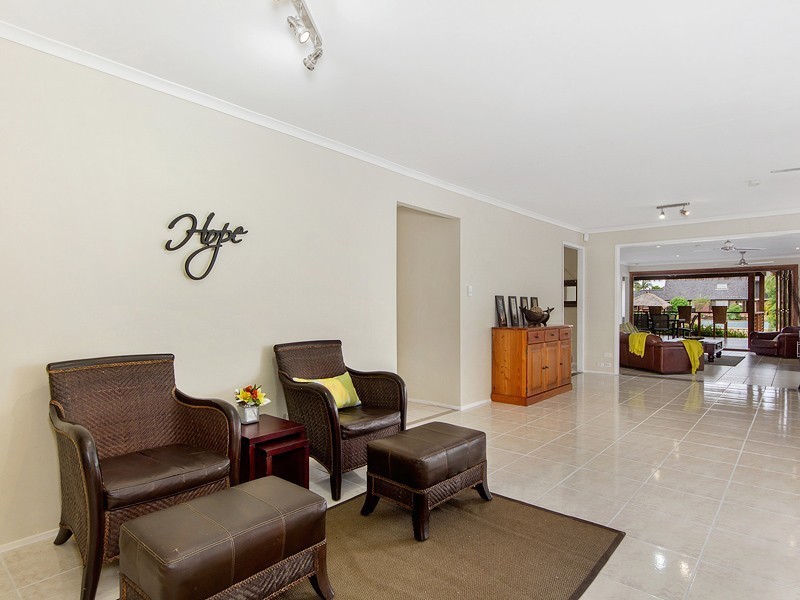 85 Witt Avenue, Carrara QLD 4211