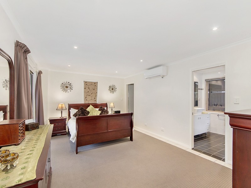 85 Witt Avenue, Carrara QLD 4211