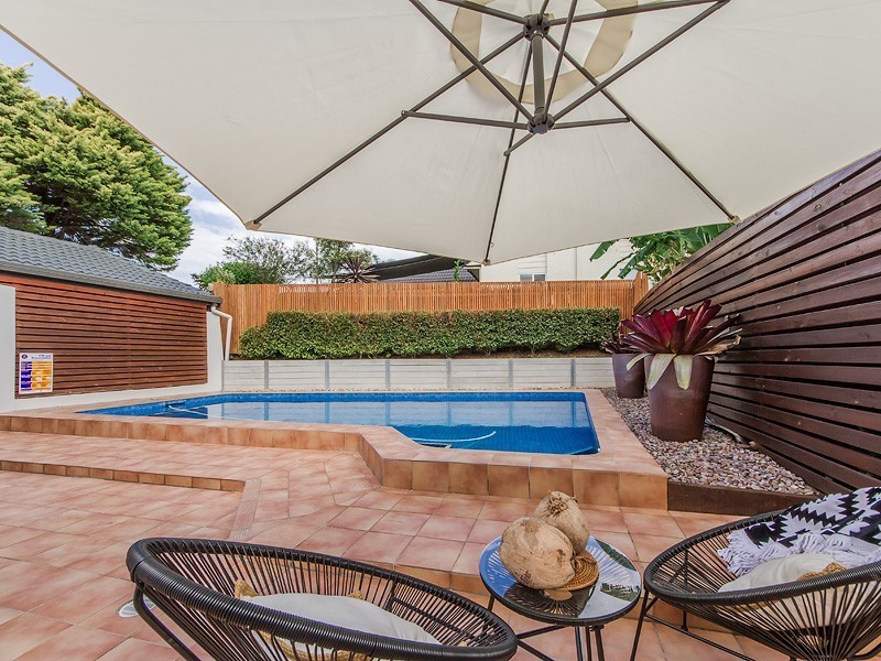 5 Pinnacle Court, Robina QLD 4226