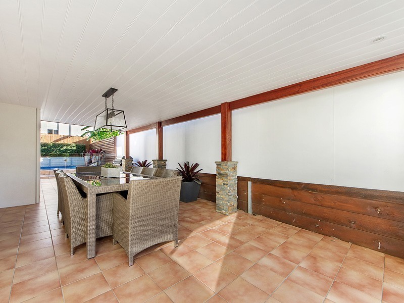 5 Pinnacle Court, Robina QLD 4226